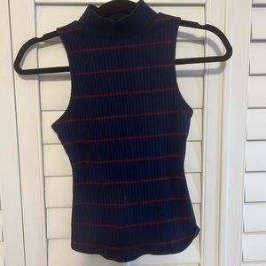 Cute tank top! Gently worn